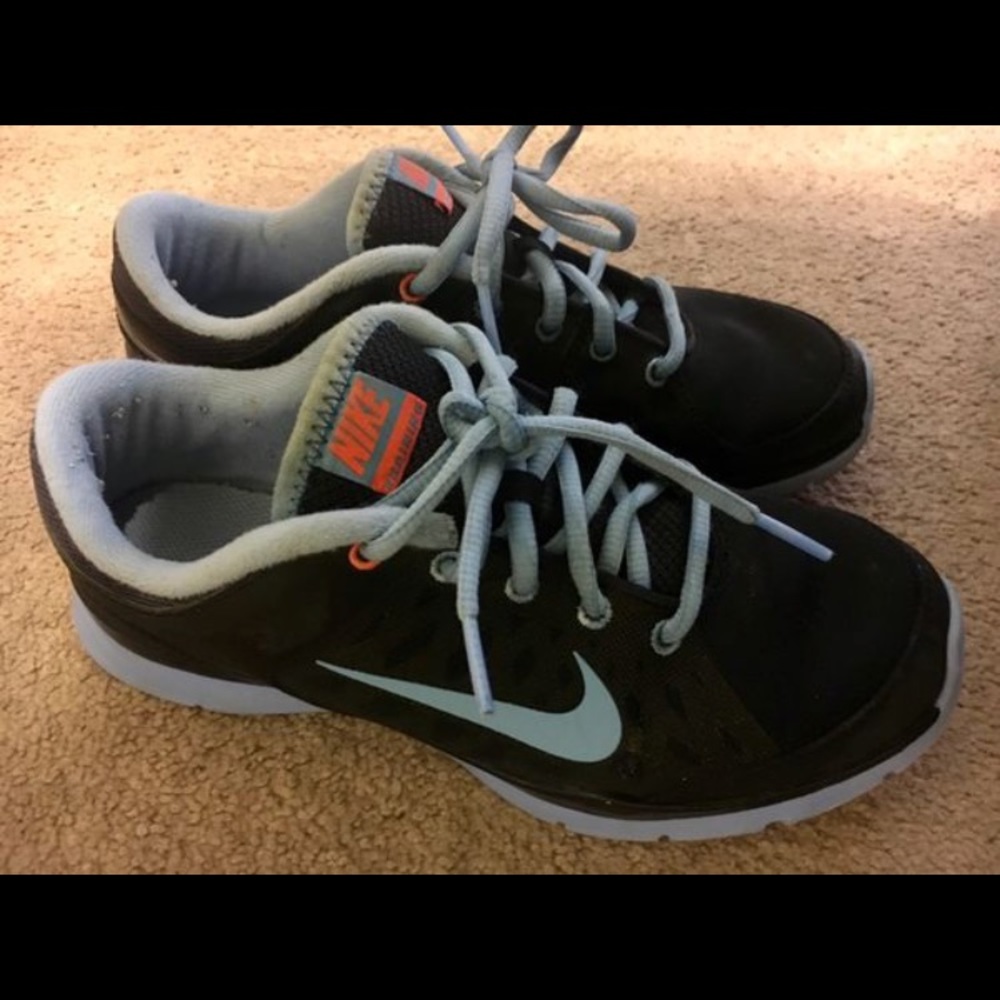 Nike shoes 6.5